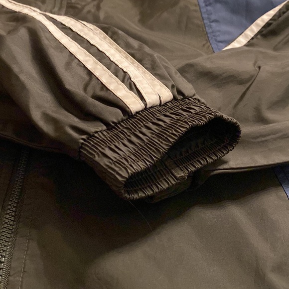 Adidas Jacket size M - Picture 6 of 6